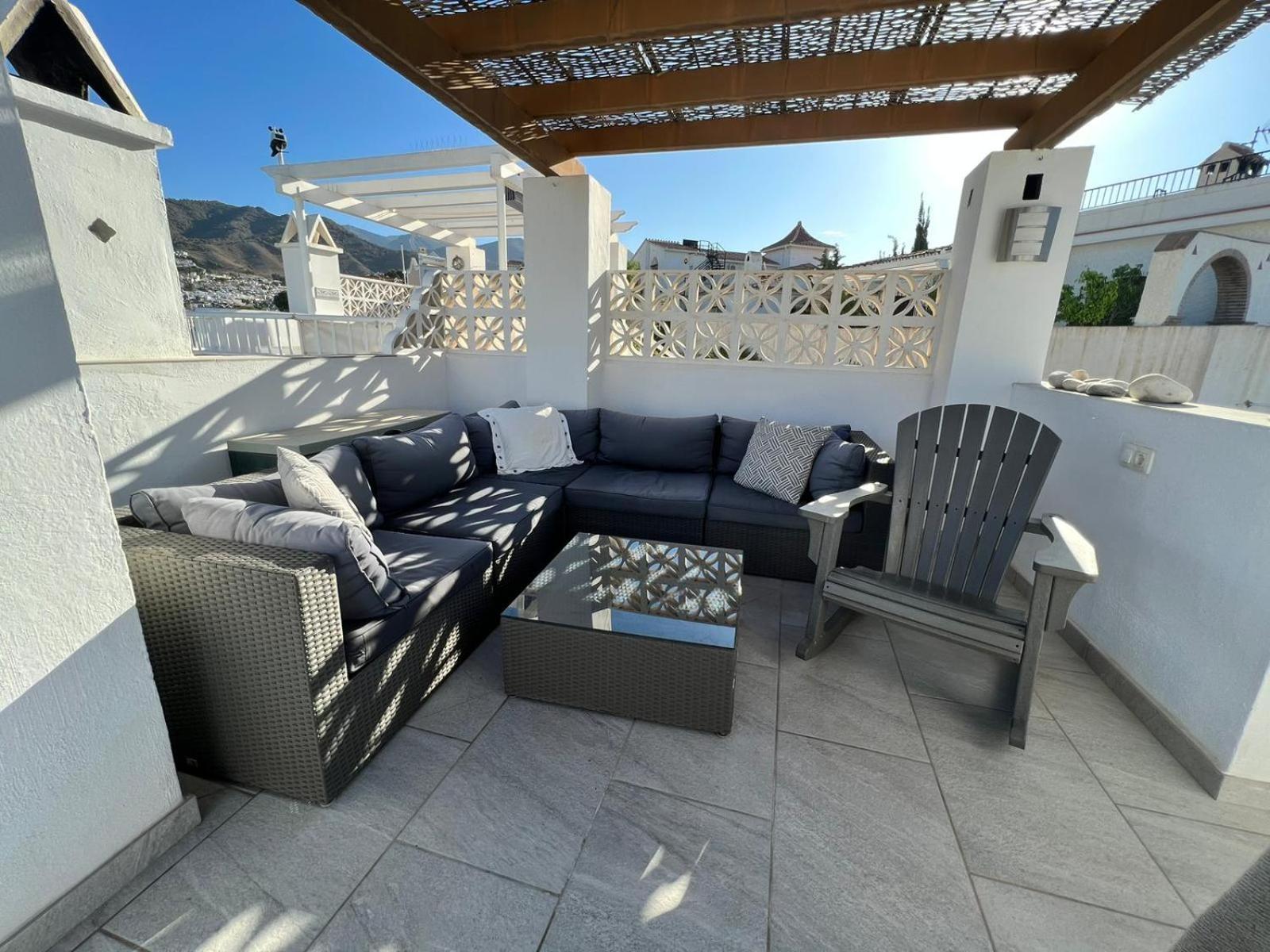 One Bedroom Penthouse Nerja Exteriör bild