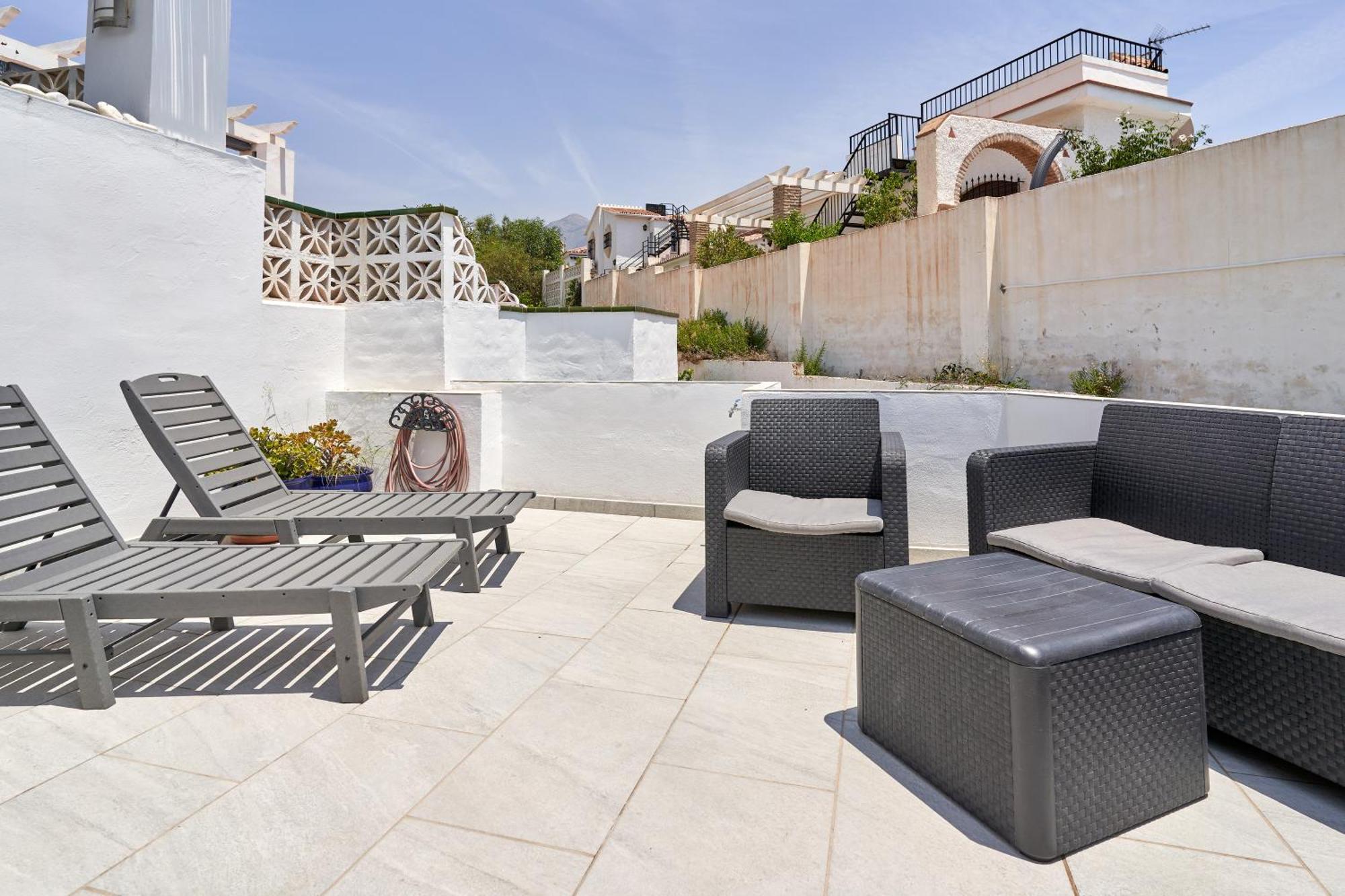 One Bedroom Penthouse Nerja Exteriör bild