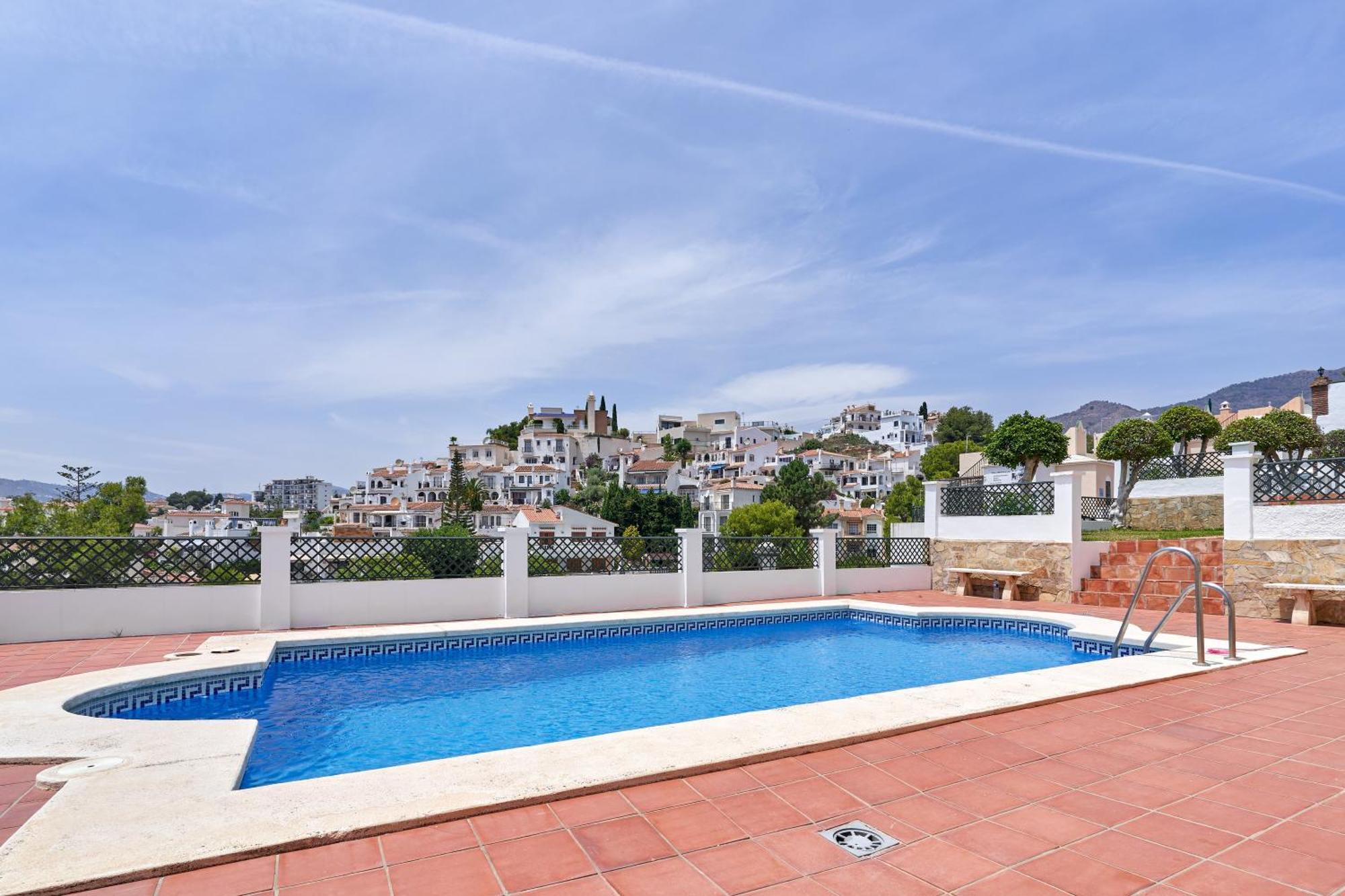 One Bedroom Penthouse Nerja Exteriör bild